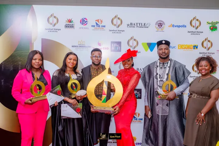 Award winners on the red carpet