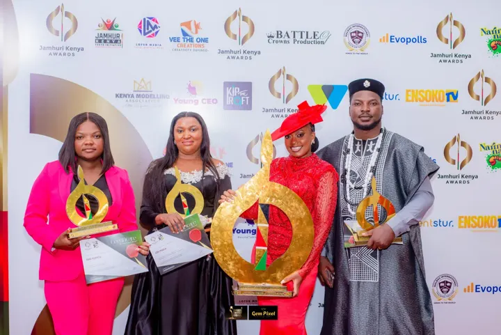 Award winners on the red carpet